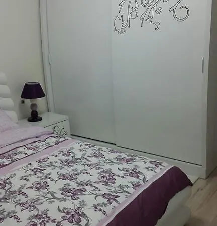 Lumos Apartament *